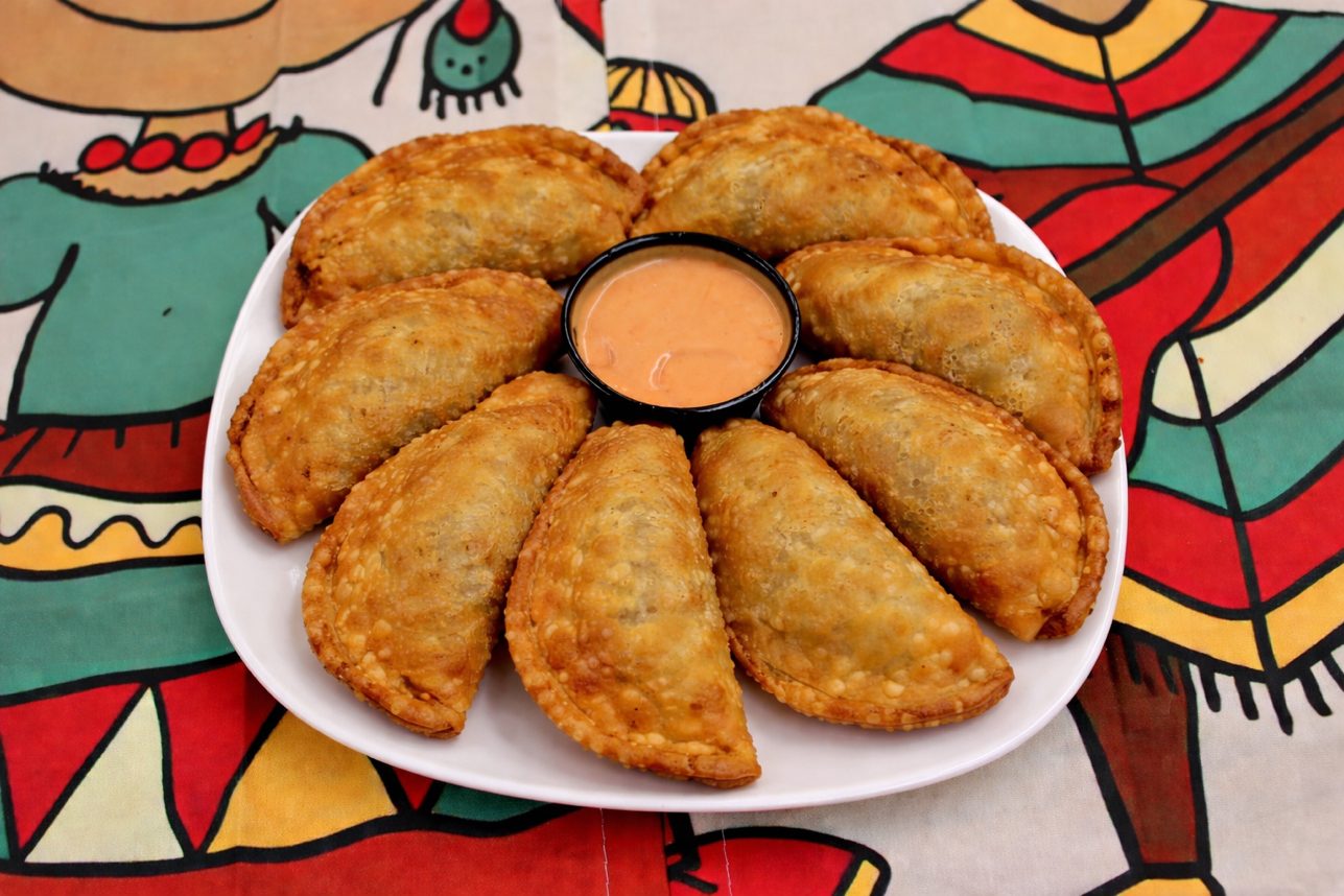 7 Pastelitos Chicken.