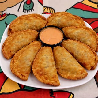 7 Pastelitos Beef